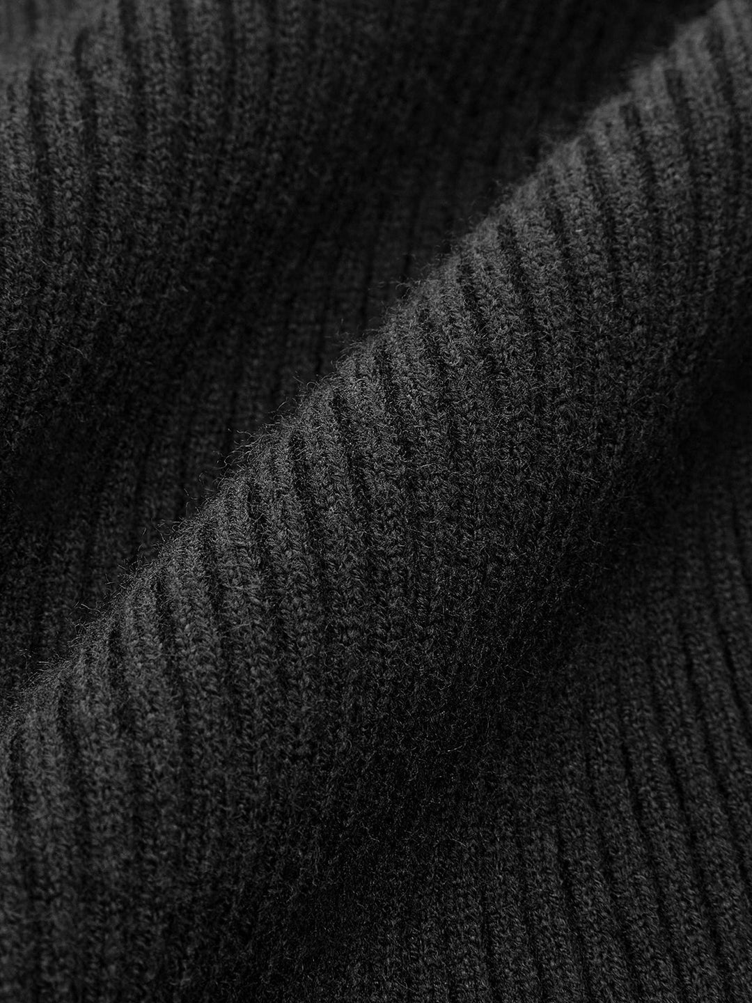 Minimalist Turtleneck Slim Knit Top