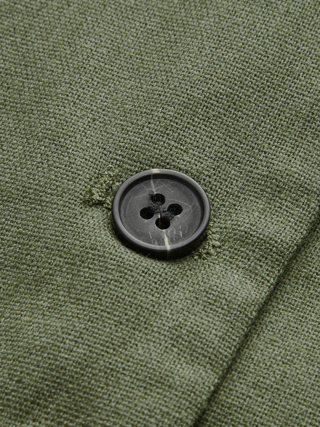 V-Neck Buttoned Shorts Set With Belt