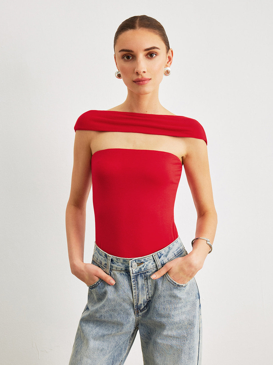 Off-Shoulder Backless Top