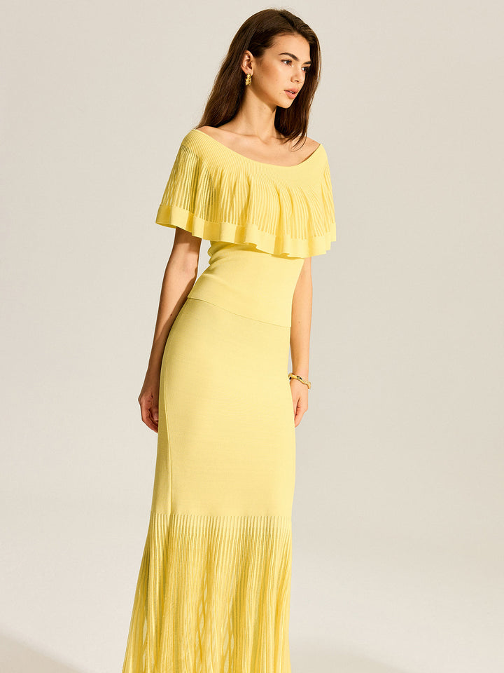 Off-Shoulder Knit Top With Trimmed Ruffles